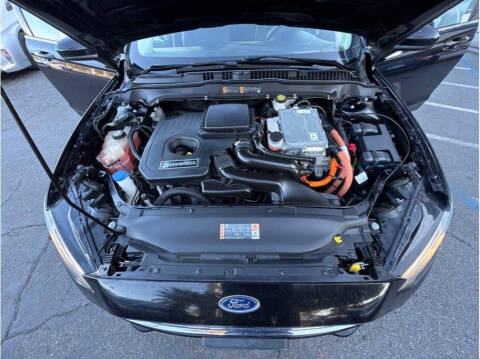 2019 Ford Fusion Hybrid SE