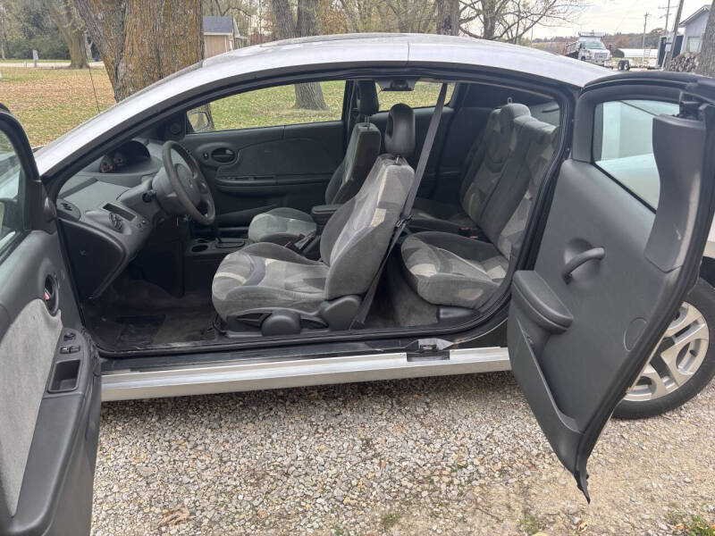 2003 Saturn Ion 3