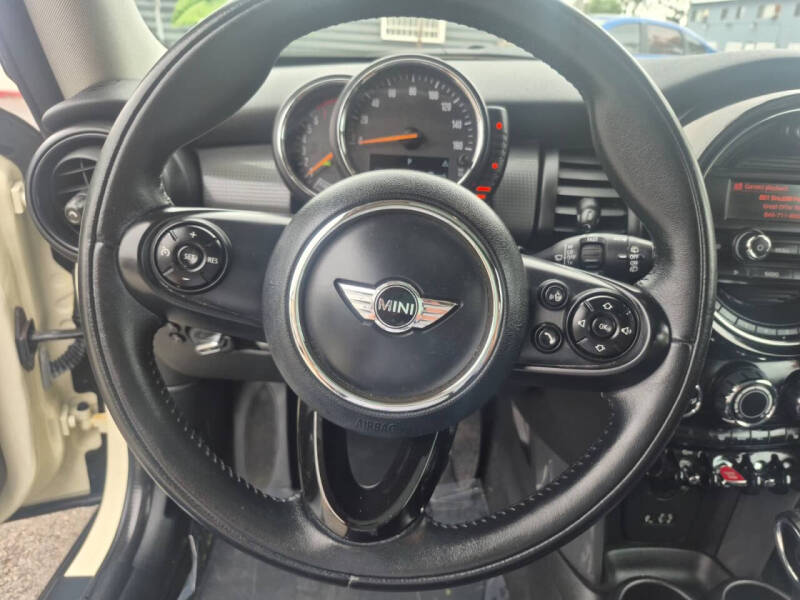 2014 MINI Hardtop Cooper