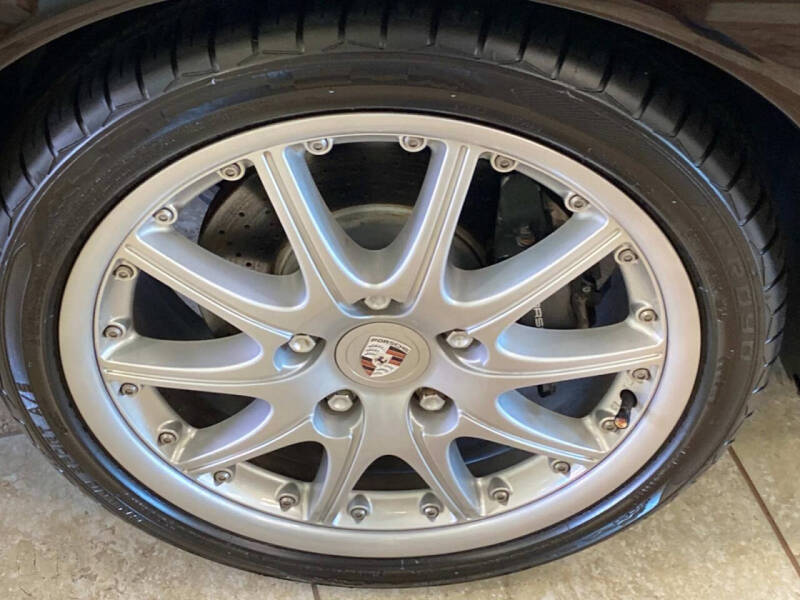 2000 Porsche 911 Carrera