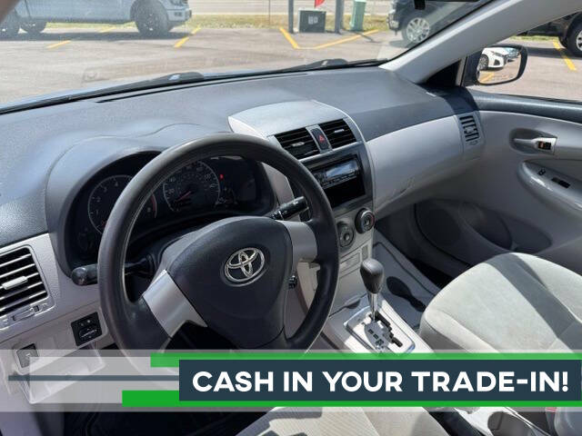 2011 Toyota Corolla LE