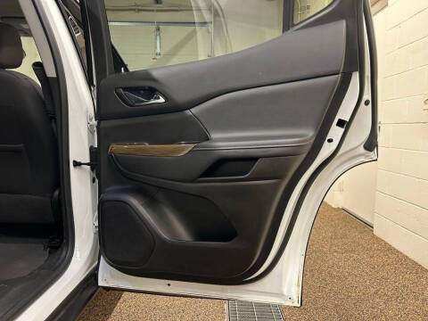 2022 GMC Acadia SLE