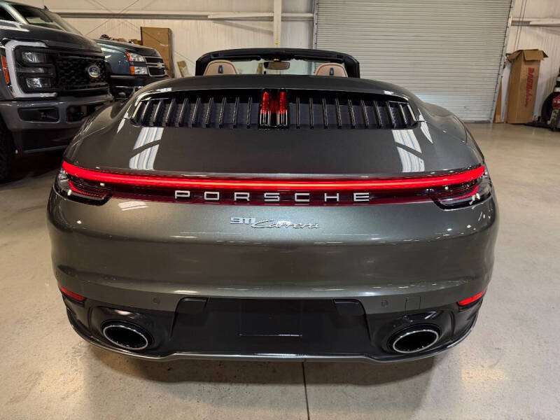 2023 Porsche 911 Carrera