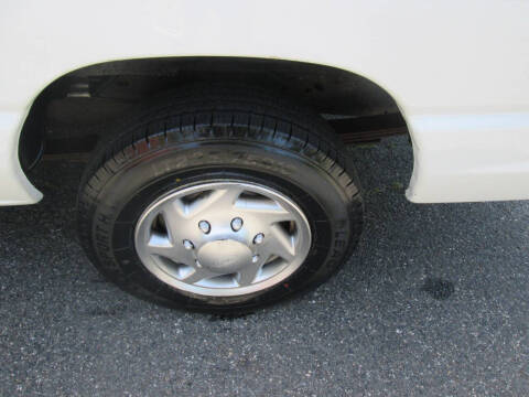 2010 Ford E-Series E-350 SD XL