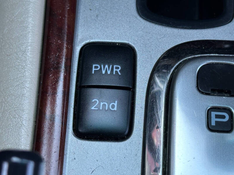 2004 Toyota Land Cruiser