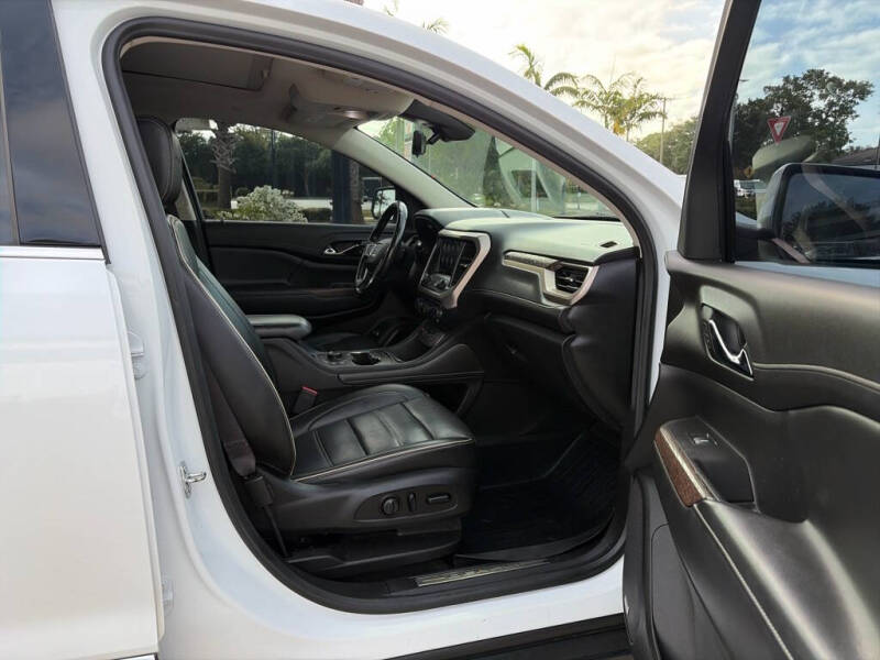 2021 GMC Acadia Denali