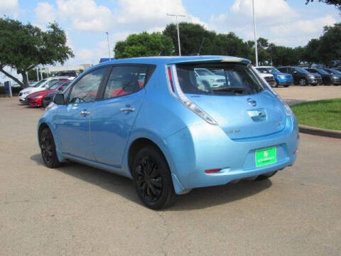 2015 Nissan LEAF S