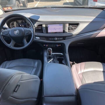 2021 Buick Enclave Essence