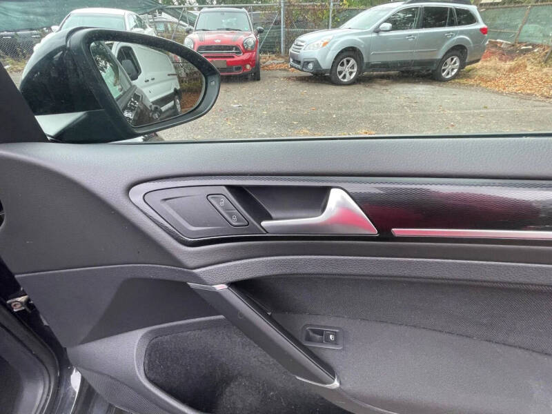 2017 Volkswagen Golf GTI S