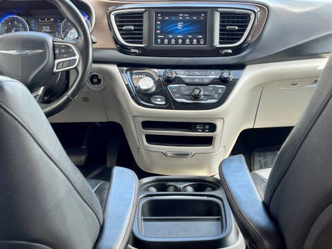 2018 Chrysler Pacifica Touring L