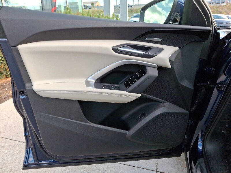 2025 Audi Q5 quattro Prestige TFSI