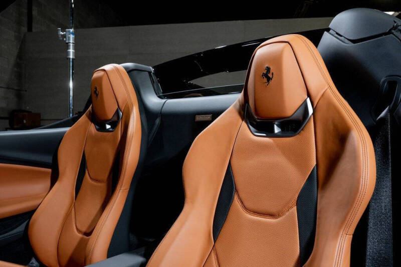 2025 Ferrari 296 GTS