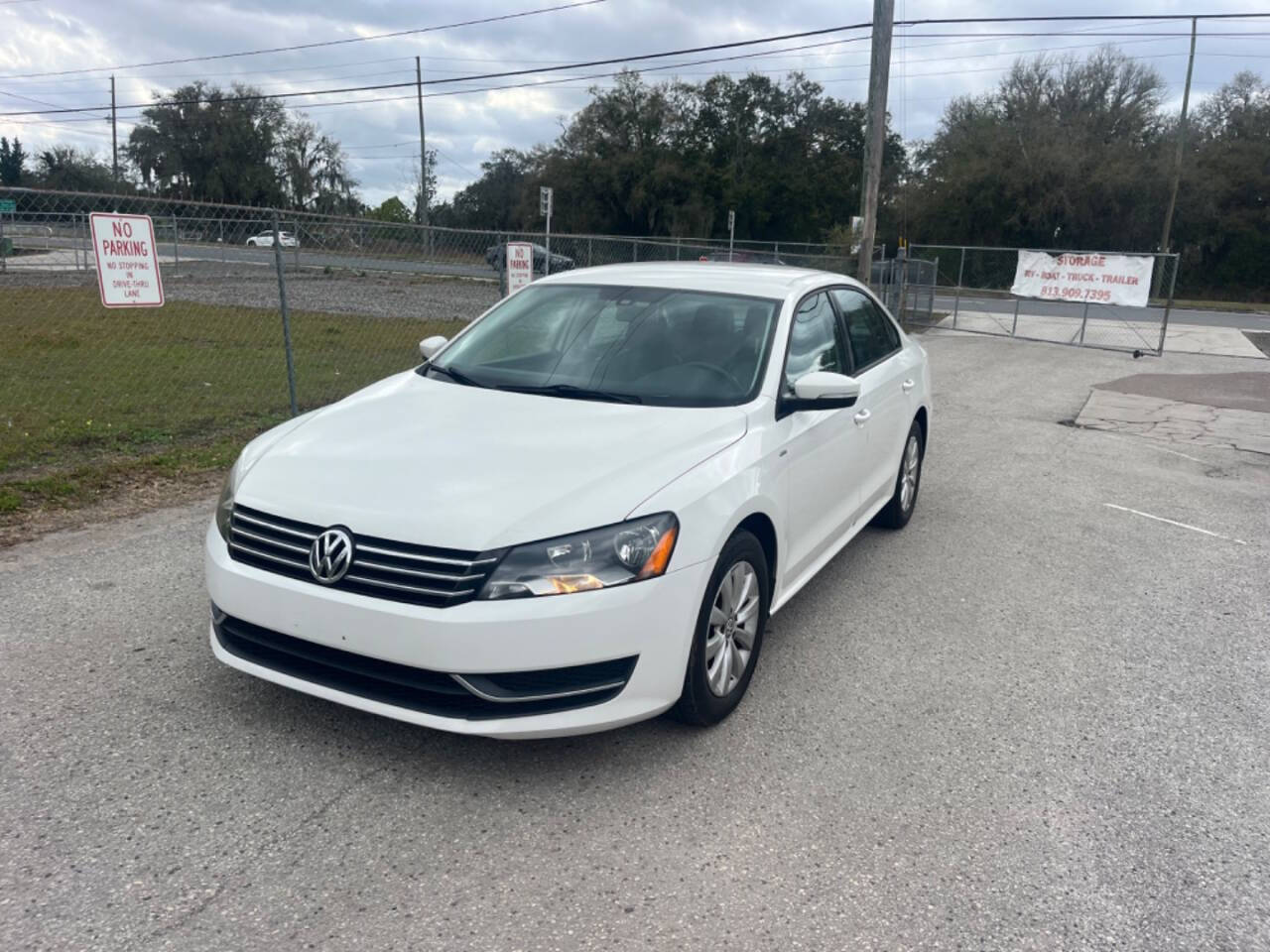 2014 Volkswagen Passat for sale at Hobgood Auto Sales in Land O Lakes, FL