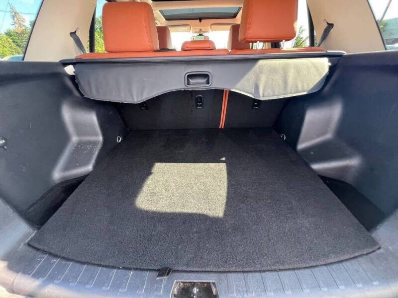 2013 Land Rover LR2 HSE LUX