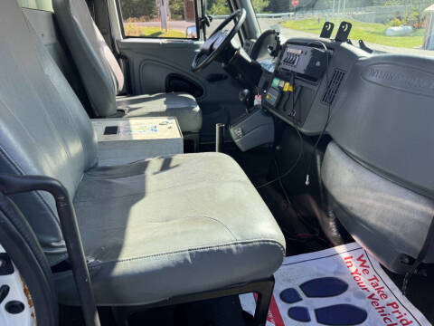 2004 International 4300