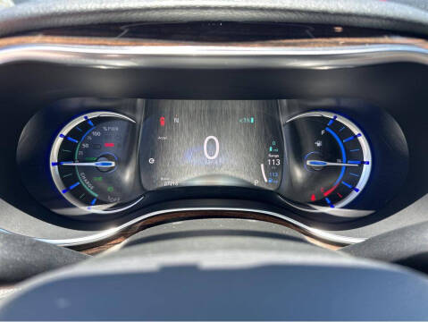 2022 Chrysler Pacifica Hybrid Limited