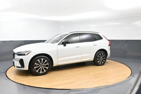2024 Volvo XC60 B5 Core Dark Theme