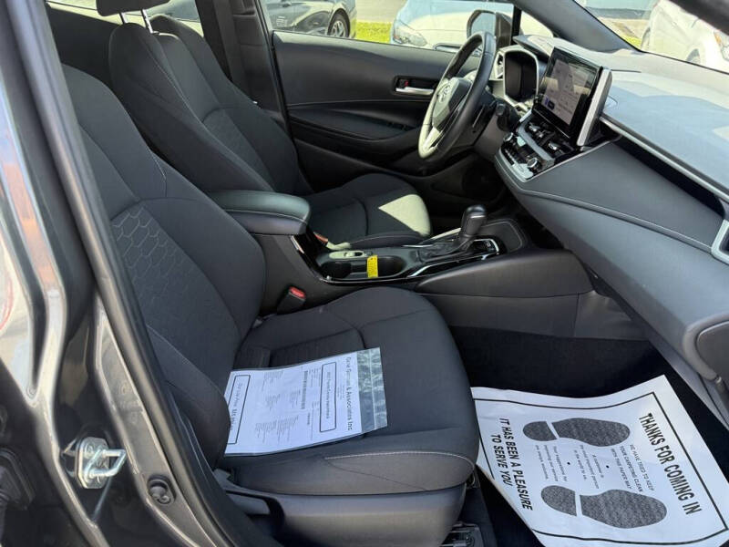 2023 Toyota Corolla Hatchback SE