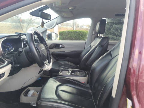 2020 Chrysler Voyager LXi