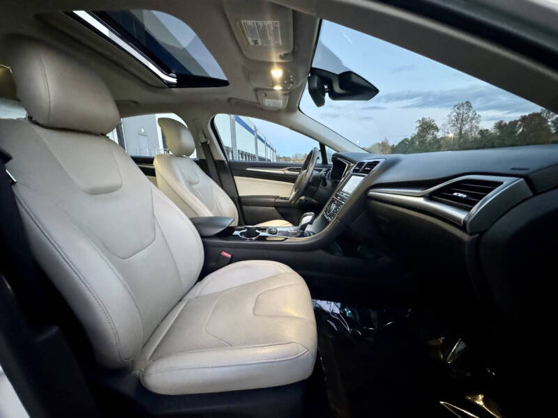 2014 Ford Fusion Hybrid Titanium