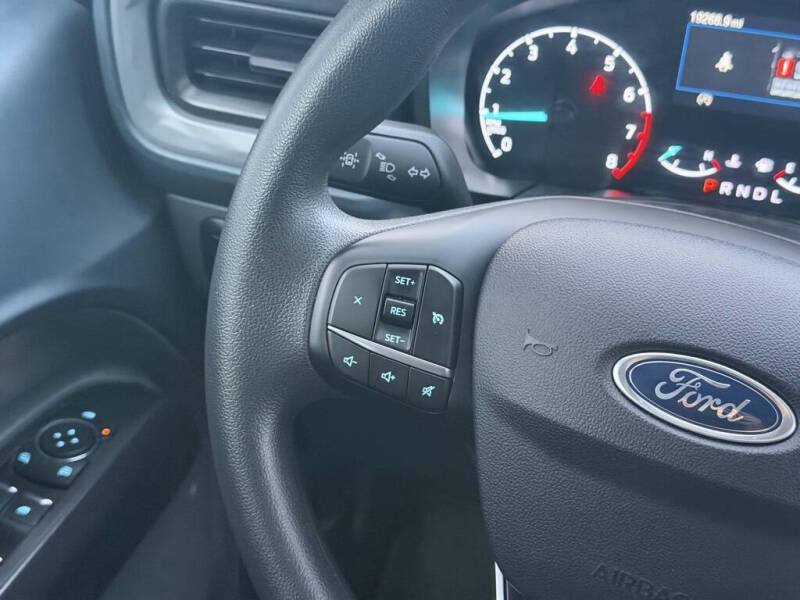 2024 Ford Maverick XL