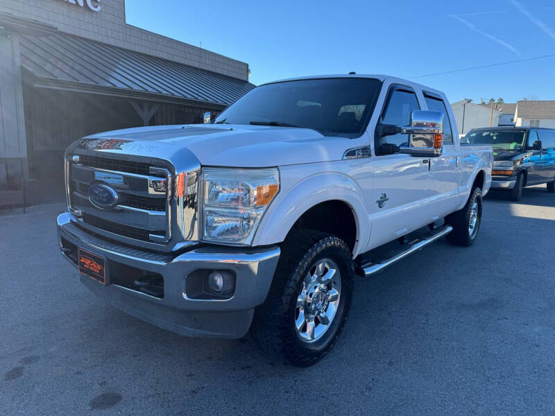 2016 Ford F-350 Super Duty Lariat photo 2