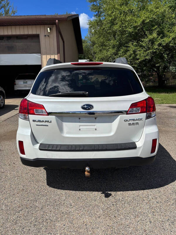 2010 Subaru Outback 3.6R Limited