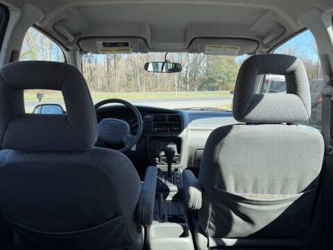 2002 Chevrolet Tracker