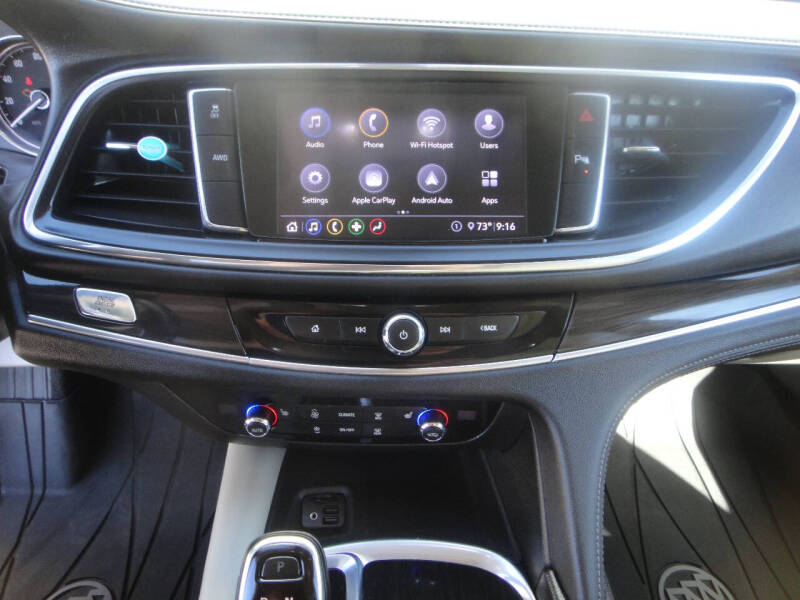 2020 Buick Enclave Essence
