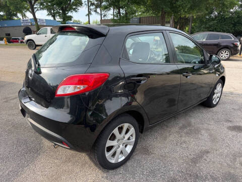 2011 Mazda MAZDA2 Touring