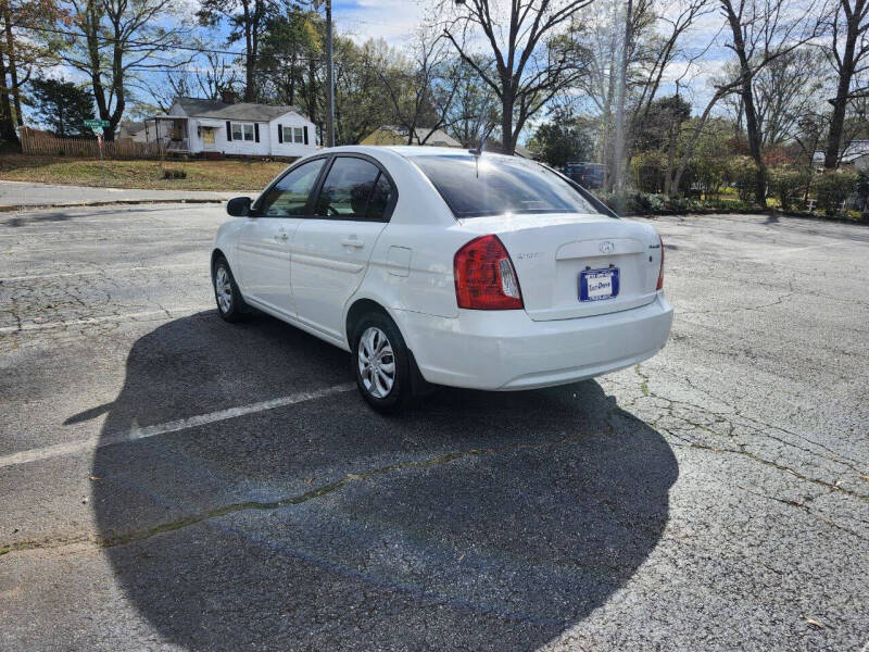2011 Hyundai Accent GLS