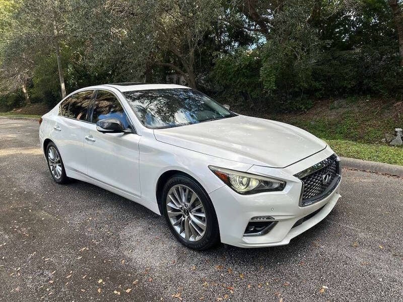 2021 Infiniti Q50 Luxe