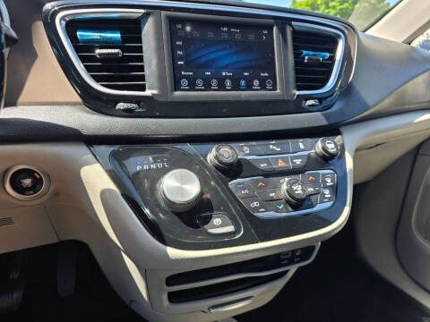 2018 Chrysler Pacifica Touring L