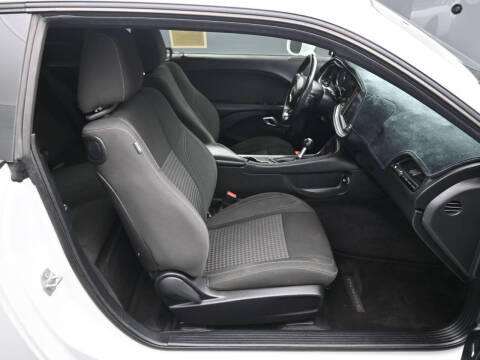 2017 Dodge Challenger R/T Plus