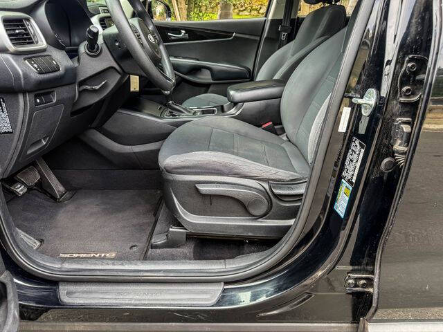 2017 Kia Sorento LX V6