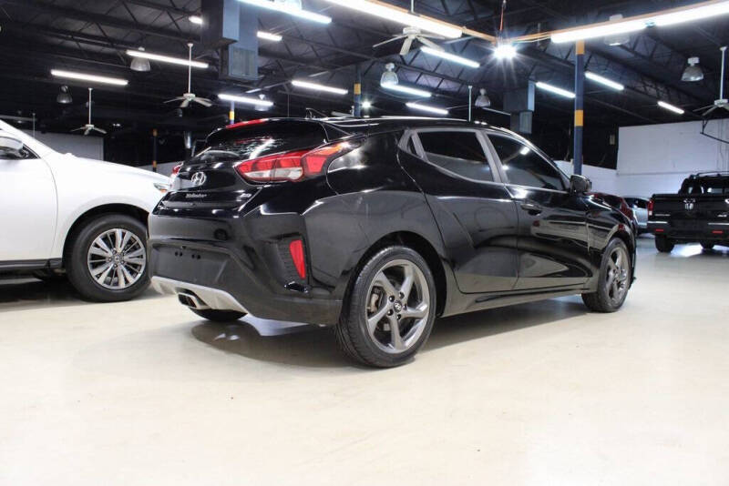 2019 Hyundai Veloster
