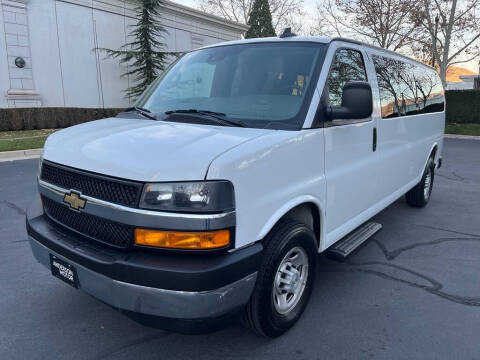 2023 Chevrolet Express LT 3500