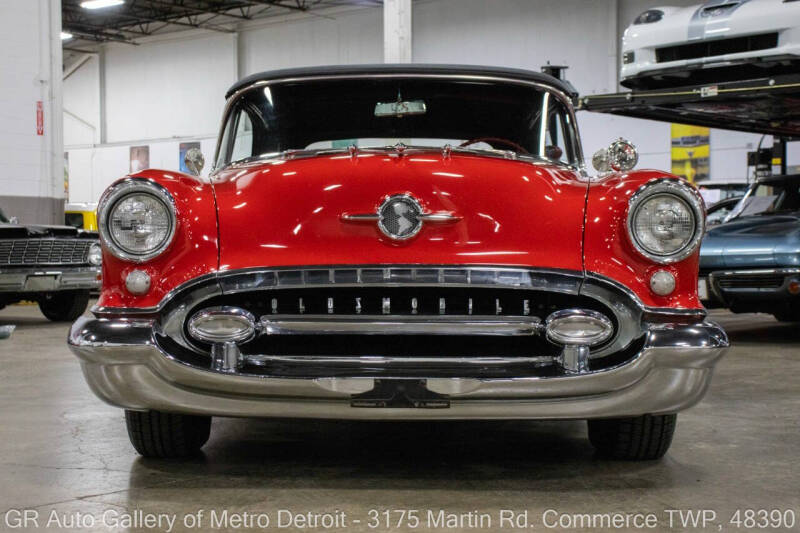 1955 Oldsmobile 98 Starfire