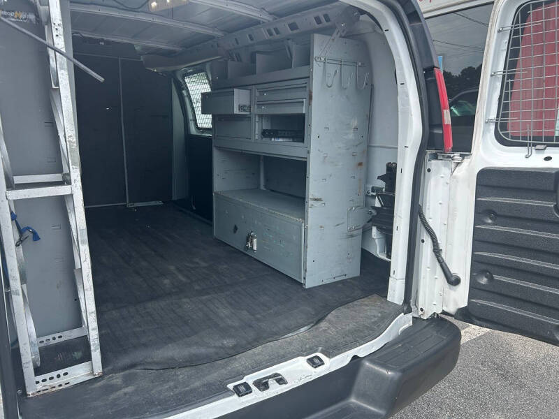 2017 Chevrolet Express 2500