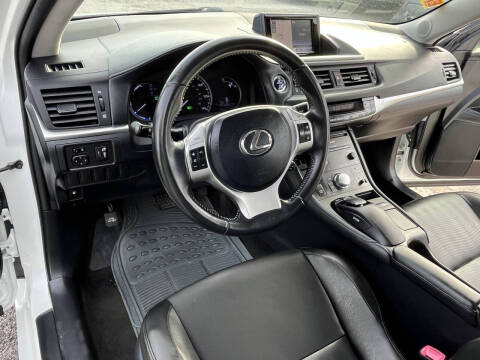 2013 Lexus CT 200h