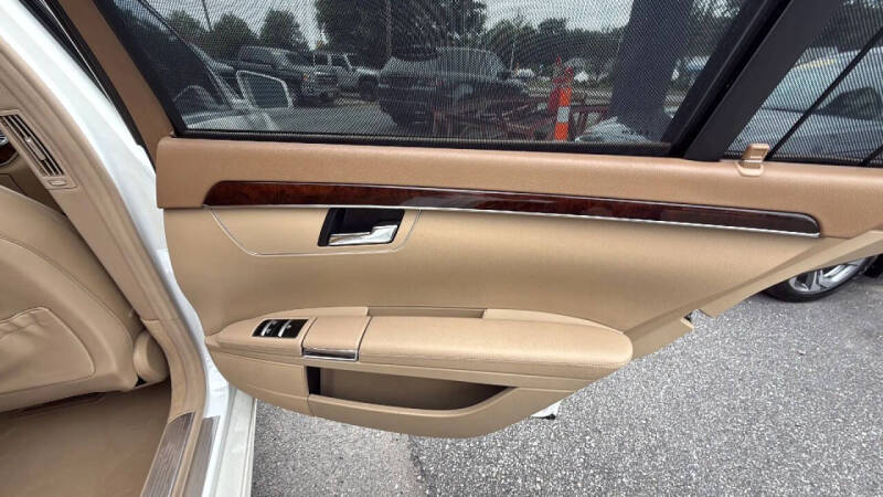 2010 Mercedes-Benz S-Class S 550 4MATIC