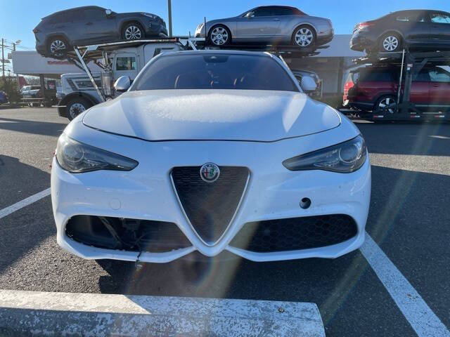 2022 Alfa Romeo Giulia Ti