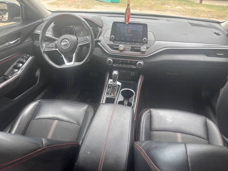 2023 Nissan Altima 2.5 SR