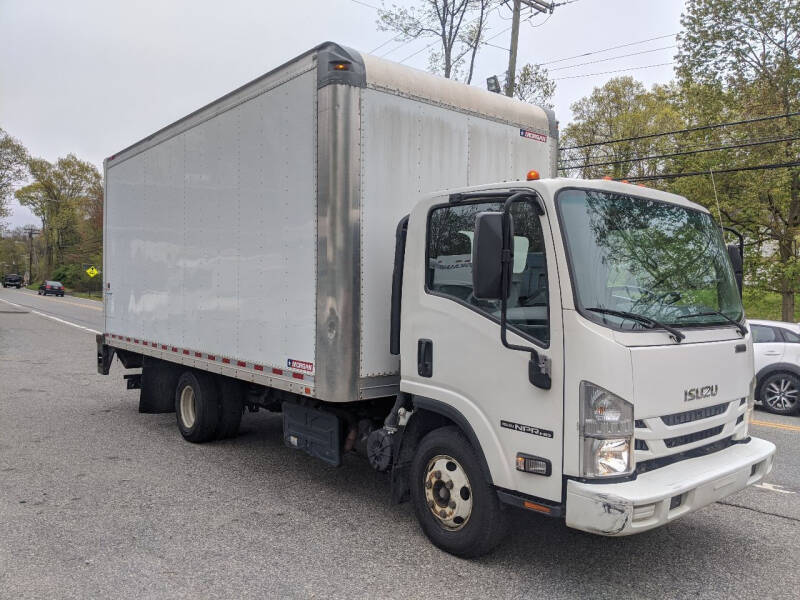 2017 Isuzu NPR-HD