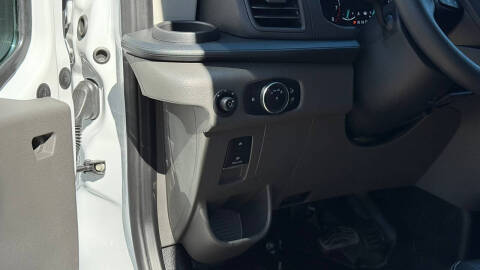 2025 Ford Transit