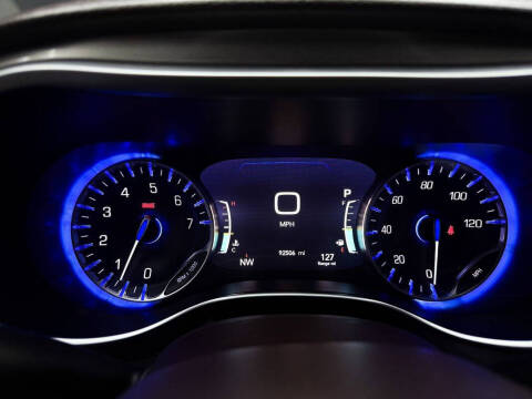 2017 Chrysler Pacifica Touring-L Plus