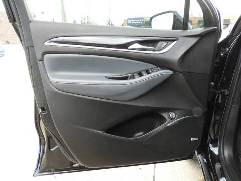 2022 Buick Enclave Essence