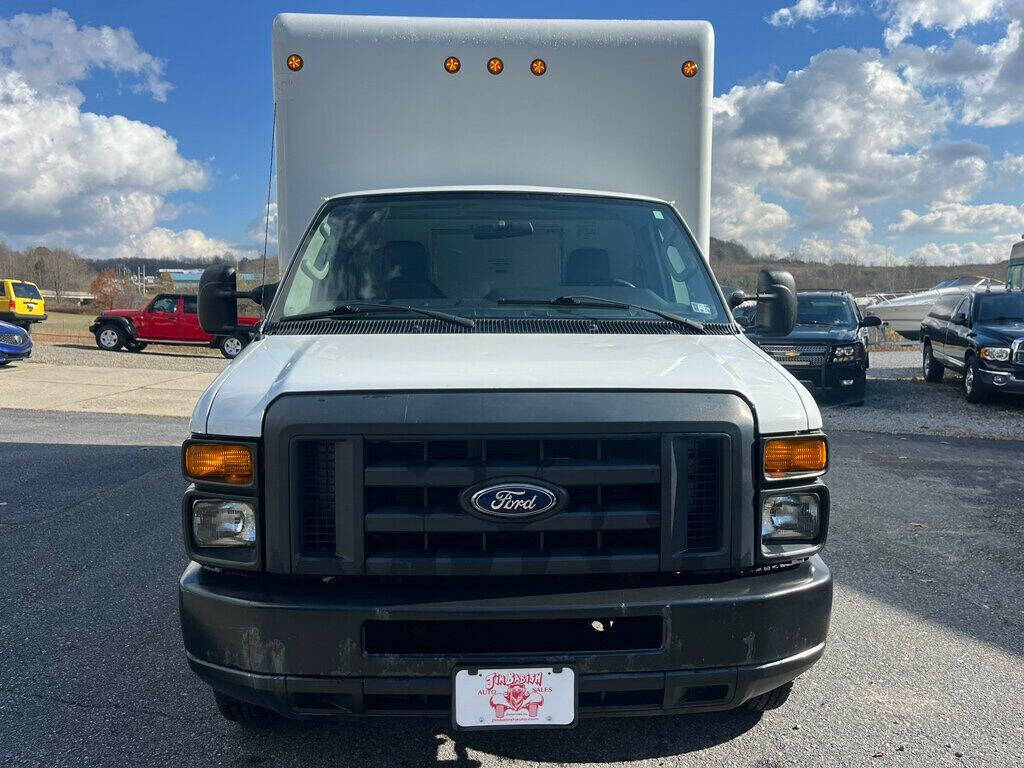 2015 Ford E-Series 10