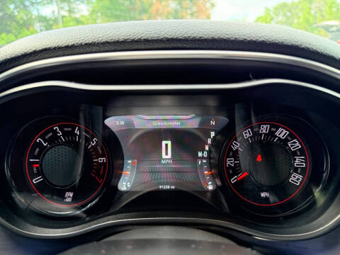 2017 Dodge Challenger SXT