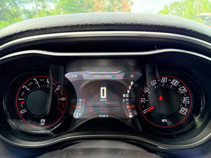2017 Dodge Challenger SXT